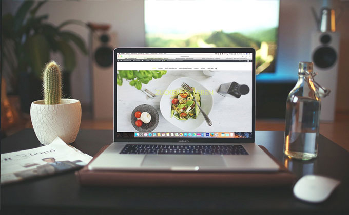 网站建设公司引入 AI 设计助手，效率大幅提升